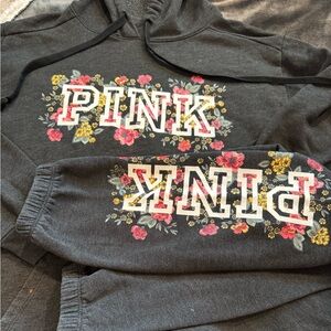 Victoria's Secrets Pink brand sweatsuit joggers hoodie Medium